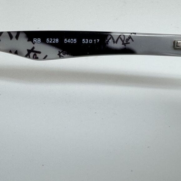 Ray-Ban RB 5228 5405 Eyeglasses Frames Womens Black 53-17-140 15026 - Picture 5 of 7